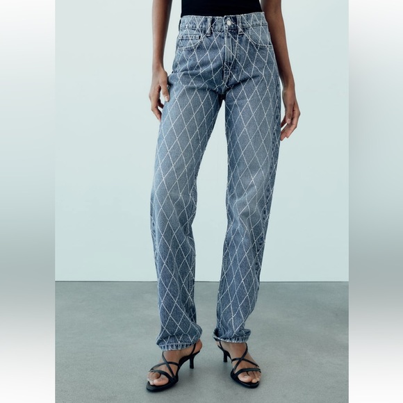Zara TRF MID RISE RHINESTONE JEANS - Picture 4 of 9
